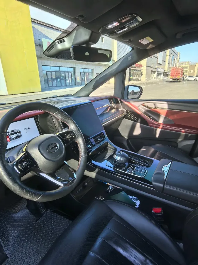 2023 GAC Trumpchi M8 2.0T 190HP L4 E-CVT Hybrid,autocango,china used car exporter,china ev exporter,chinese used car exporter,chinese used ev exporter