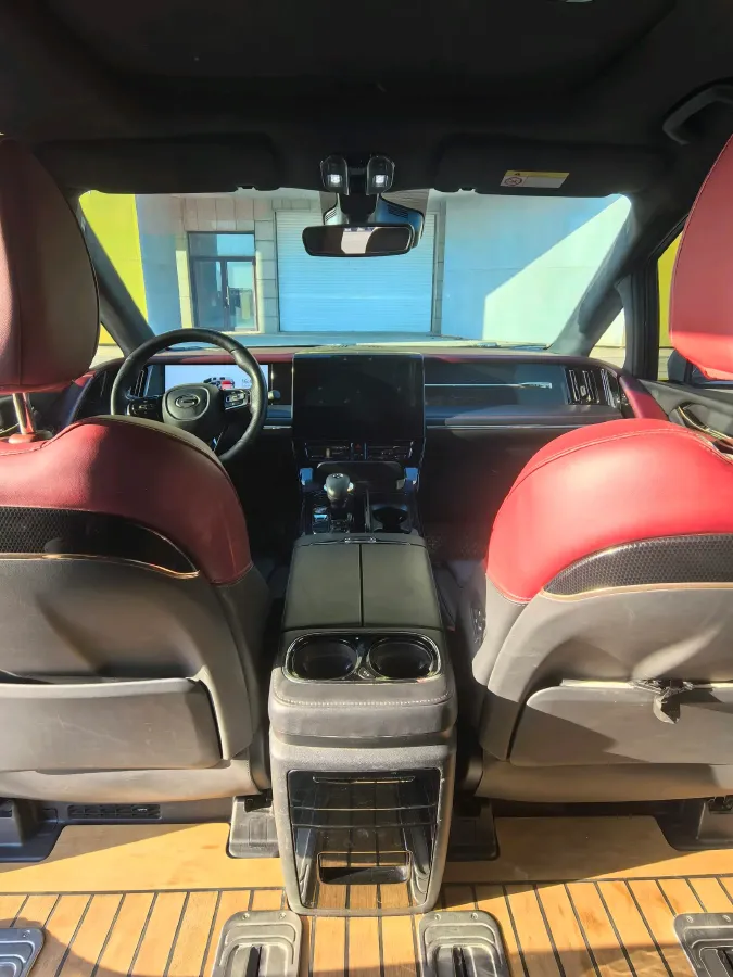 2023 GAC Trumpchi M8 2.0T 190HP L4 E-CVT Hybrid,autocango,china used car exporter,china ev exporter,chinese used car exporter,chinese used ev exporter