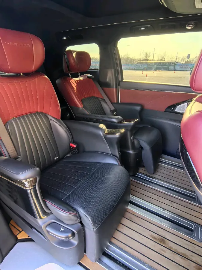 2023 GAC Trumpchi M8 2.0T 190HP L4 E-CVT Hybrid,autocango,china used car exporter,china ev exporter,chinese used car exporter,chinese used ev exporter