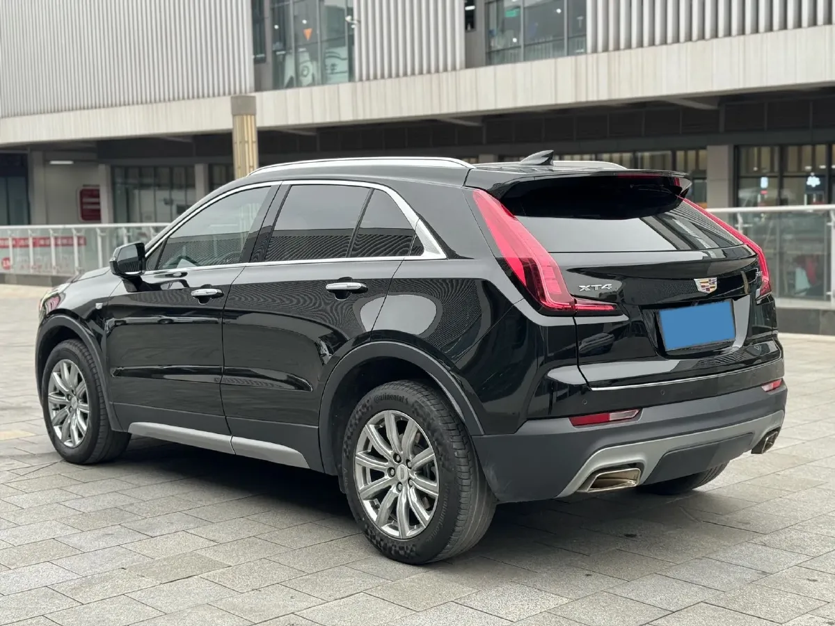 2020 Cadillac XT4 2.0T 241HP L4 9AT,autocango,china used car exporter,china ev exporter,chinese used car exporter,chinese used ev exporter