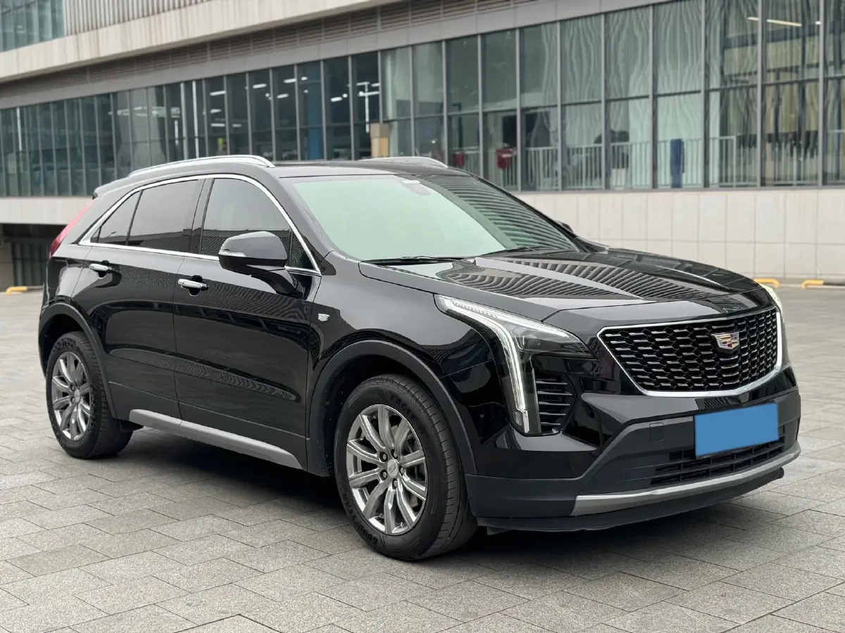 2020 Cadillac XT4 2.0T 241HP L4 9AT,autocango,china used car exporter,china ev exporter,chinese used car exporter,chinese used ev exporter