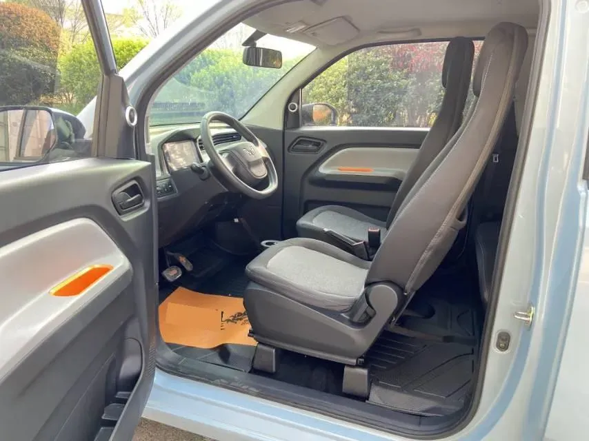 2020 WuLing HongGuang MINI EV BEV 13.8KWH,autocango,china used car exporter,china ev exporter,chinese used car exporter,chinese used ev exporter