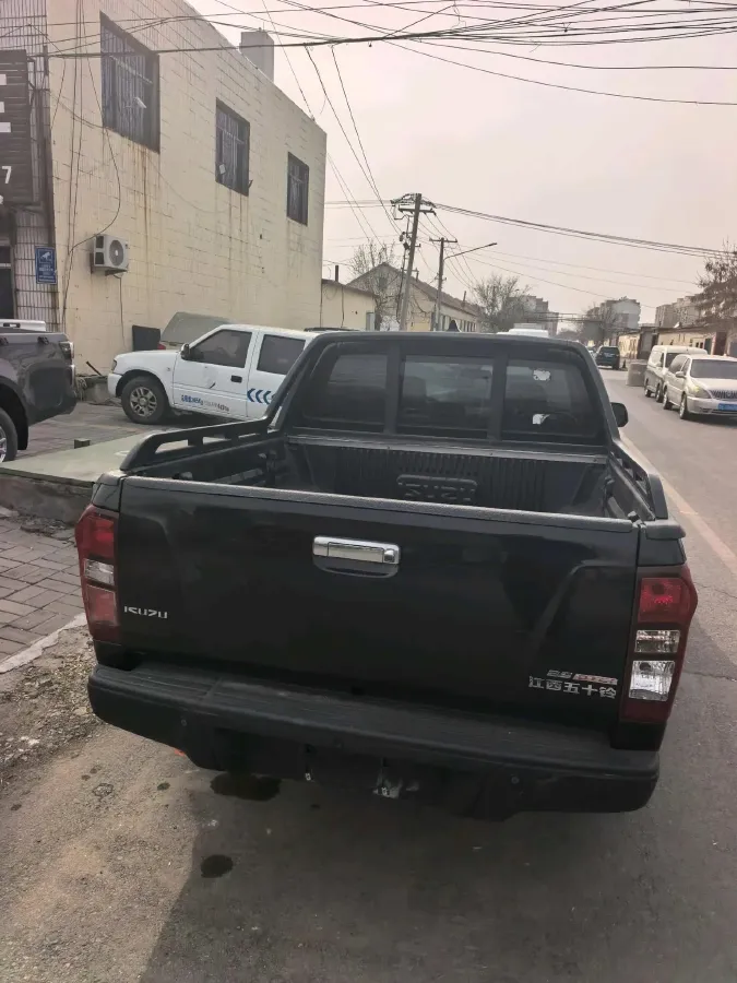 2020 Isuzu LingTuo 2.5T 150HP L4 6MT,autocango,china used car exporter,china ev exporter,chinese used car exporter,chinese used ev exporter