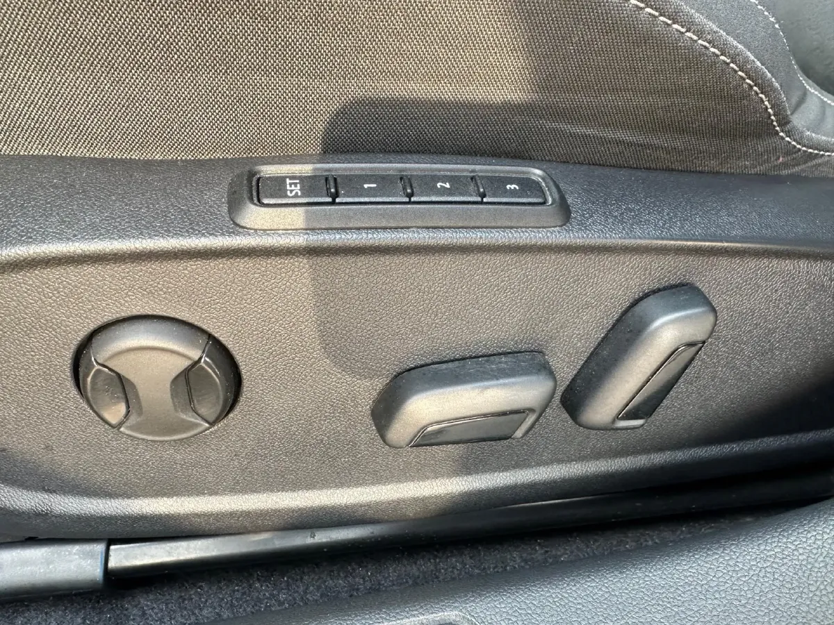 2021 Volkswagen Golf 1.4T 150HP L4 7DCT,autocango,china used car exporter,china ev exporter,chinese used car exporter,chinese used ev exporter