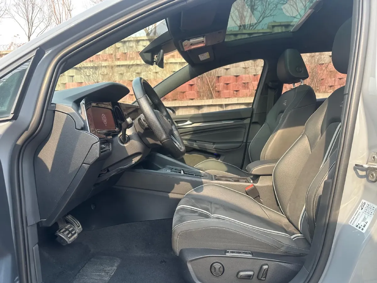 2021 Volkswagen Golf 1.4T 150HP L4 7DCT,autocango,china used car exporter,china ev exporter,chinese used car exporter,chinese used ev exporter