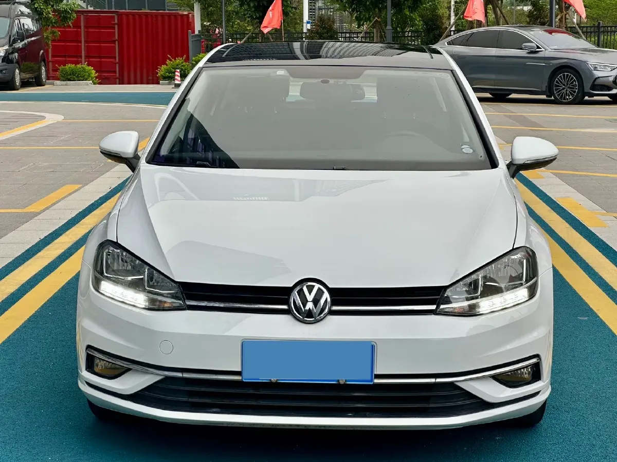 2018 Volkswagen Golf 1.6L 110HP L4 6AT,autocango,china used car exporter,china ev exporter,chinese used car exporter,chinese used ev exporter