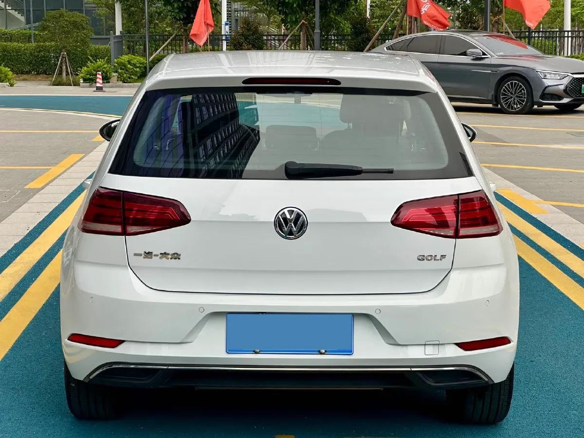 2018 Volkswagen Golf 1.6L 110HP L4 6AT,autocango,china used car exporter,china ev exporter,chinese used car exporter,chinese used ev exporter