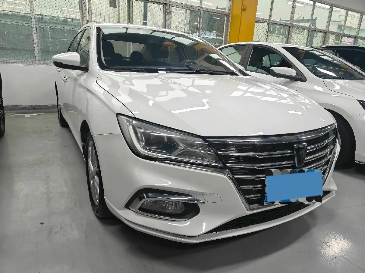 2020 Roewe i5 1.5L 120HP L4 CVT,autocango,china used car exporter,china ev exporter,chinese used car exporter,chinese used ev exporter