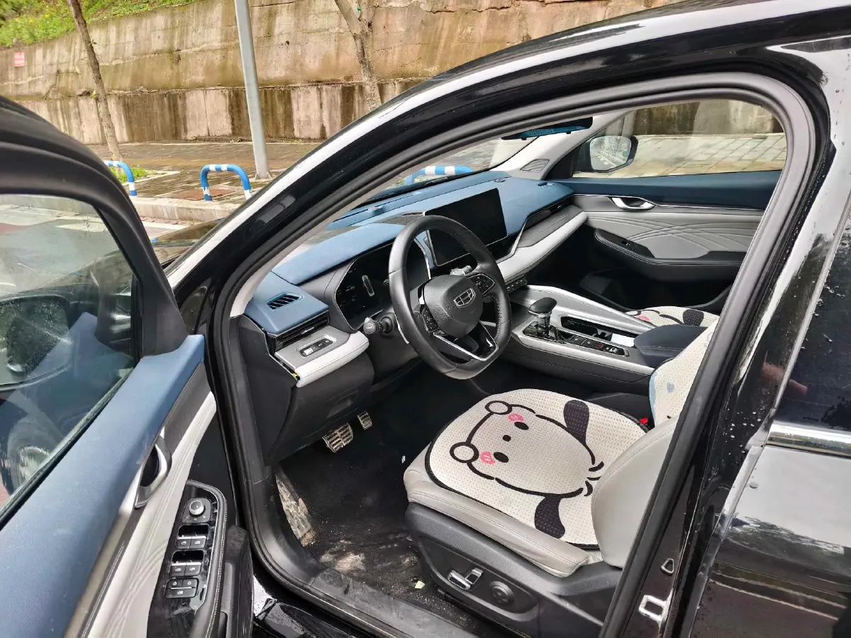 2021 Geely Preface 2.0T 190HP L4 7DCT,autocango,china used car exporter,china ev exporter,chinese used car exporter,chinese used ev exporter