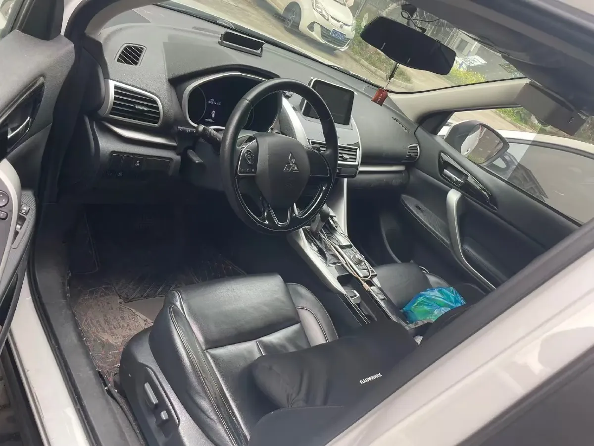 2018 Mitsubishi Eclipse Cross 1.5T 170HP L4 CVT,autocango,china used car exporter,china ev exporter,chinese used car exporter,chinese used ev exporter