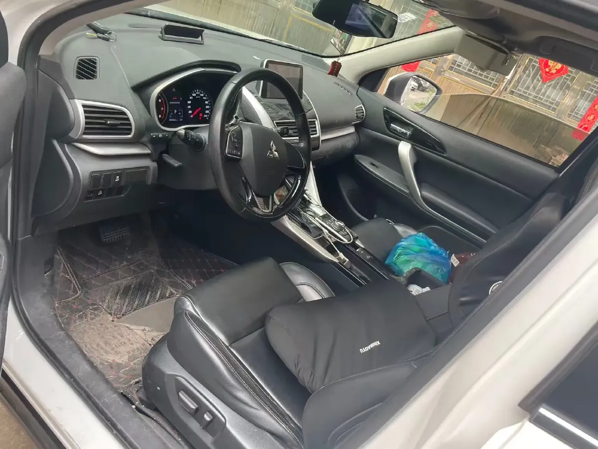 2018 Mitsubishi Eclipse Cross 1.5T 170HP L4 CVT,autocango,china used car exporter,china ev exporter,chinese used car exporter,chinese used ev exporter