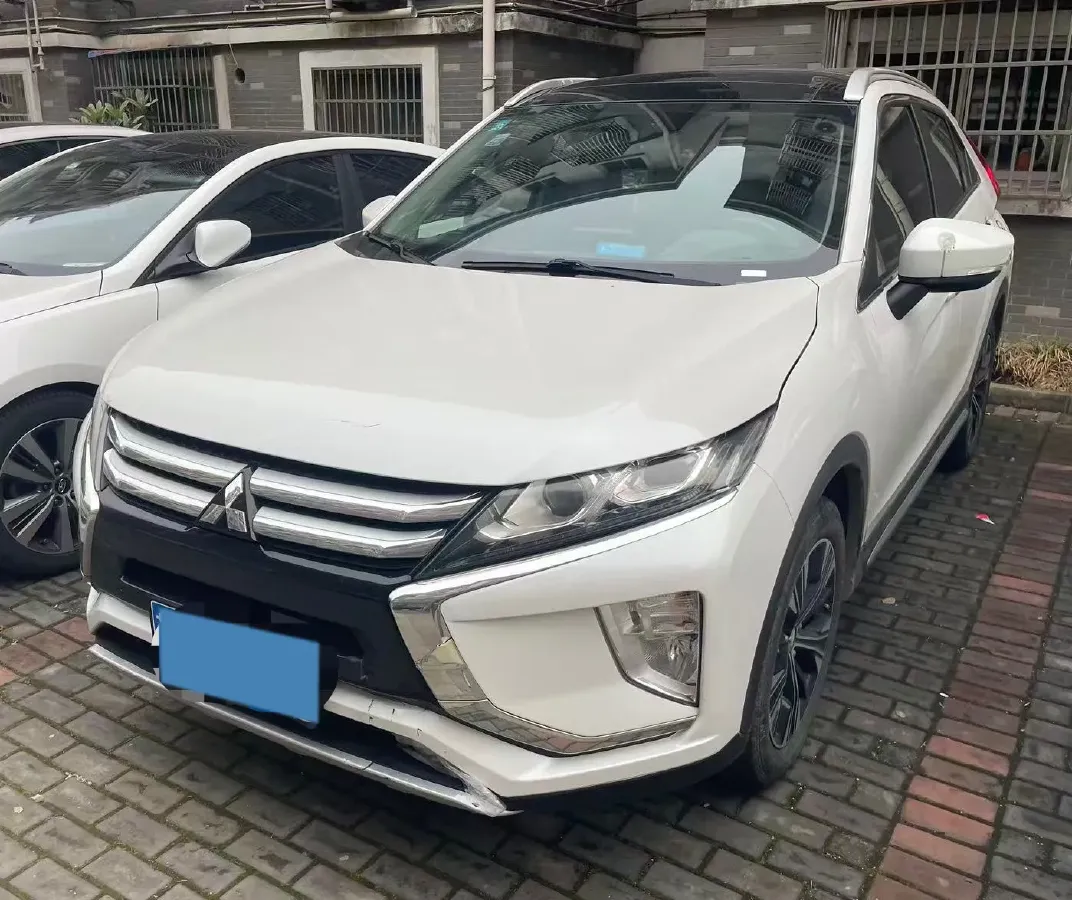 2018 Mitsubishi Eclipse Cross 1.5T 170HP L4 CVT,autocango,china used car exporter,china ev exporter,chinese used car exporter,chinese used ev exporter