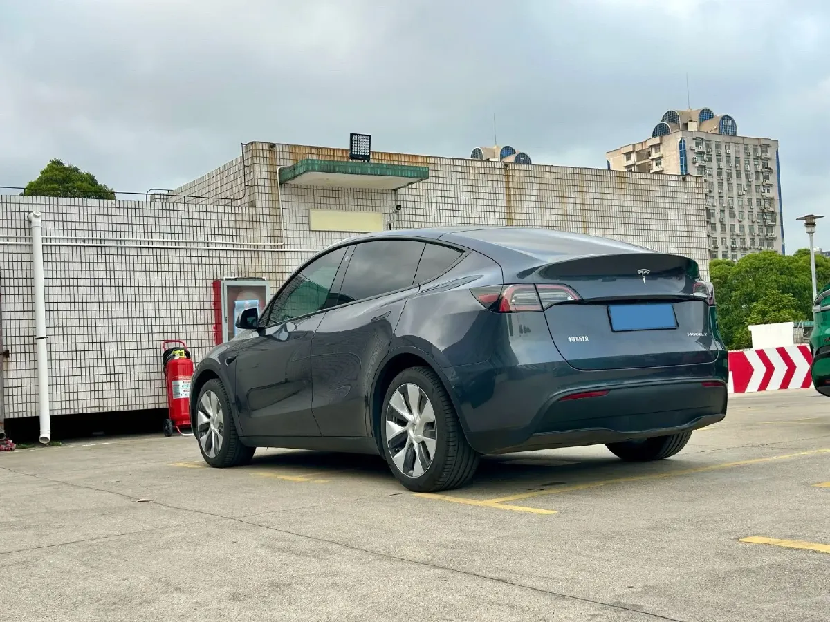 2022 Tesla Model Y BEV 60KWH,autocango,china used car exporter,china ev exporter,chinese used car exporter,chinese used ev exporter