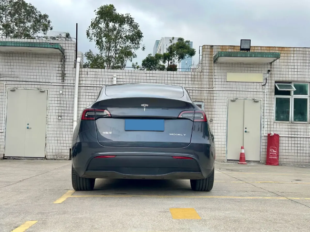 2022 Tesla Model Y BEV 60KWH,autocango,china used car exporter,china ev exporter,chinese used car exporter,chinese used ev exporter