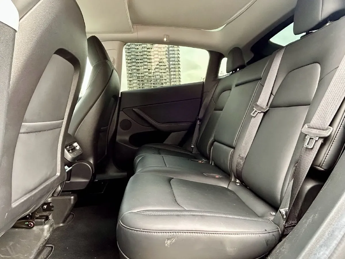 2022 Tesla Model Y BEV 60KWH,autocango,china used car exporter,china ev exporter,chinese used car exporter,chinese used ev exporter