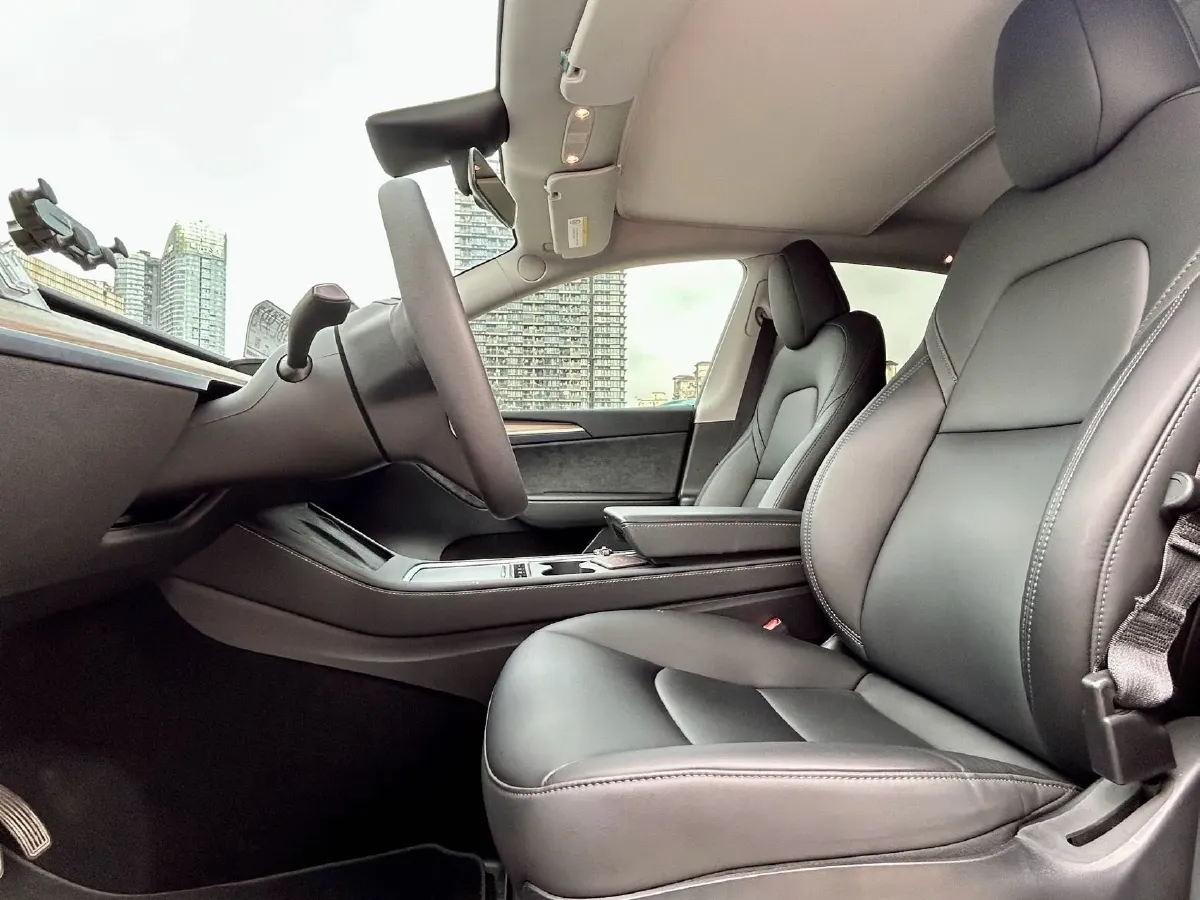 2022 Tesla Model Y BEV 60KWH,autocango,china used car exporter,china ev exporter,chinese used car exporter,chinese used ev exporter