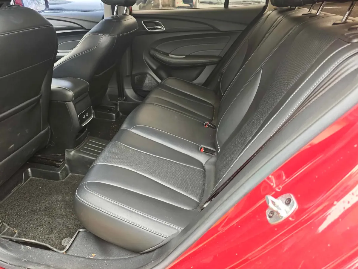 2019 Roewe i5 1.5L 120HP L4 CVT,autocango,china used car exporter,china ev exporter,chinese used car exporter,chinese used ev exporter