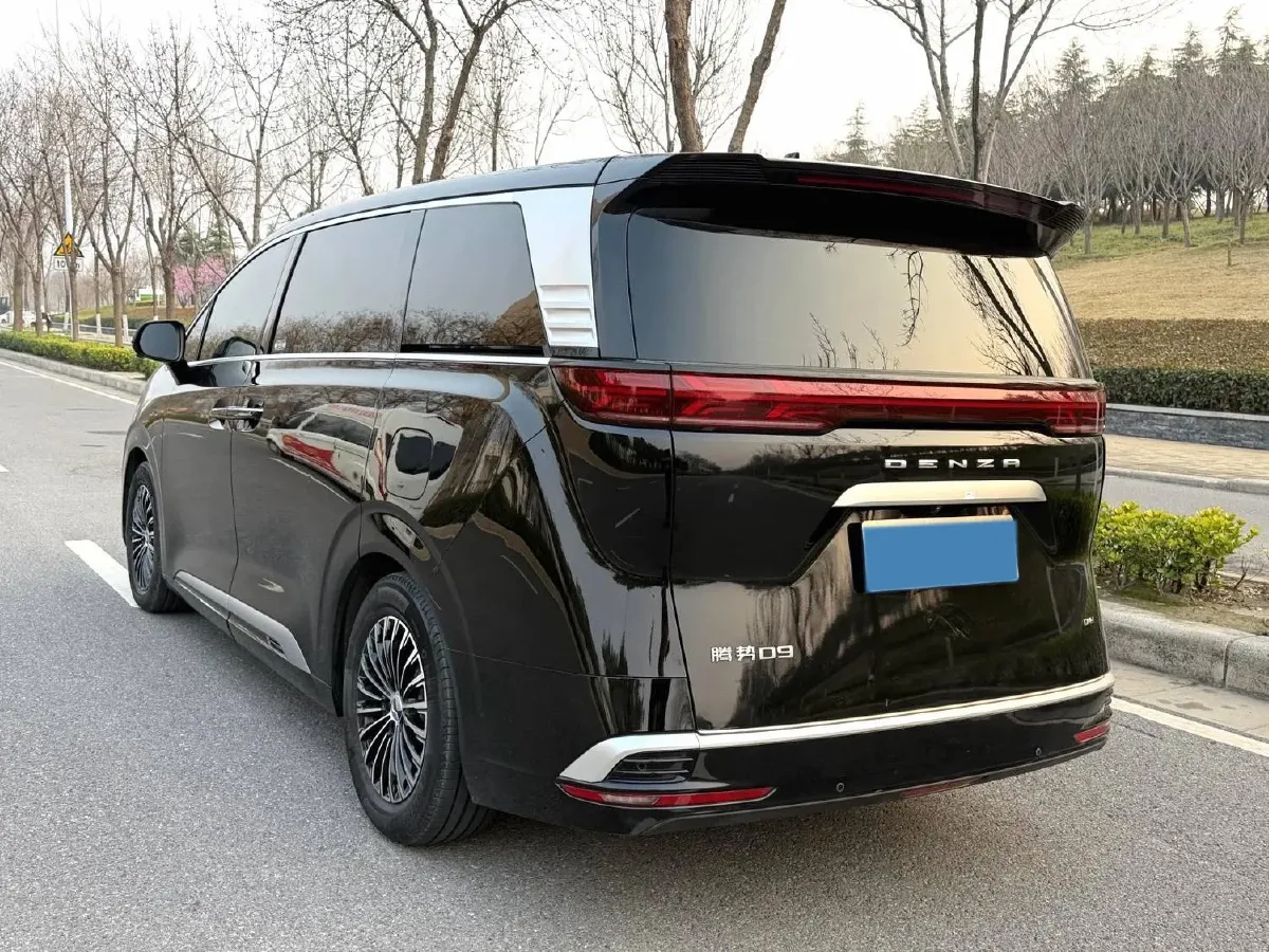 2022 HongQi HS7 3.0T 337HP V6 8AT,autocango,china used car exporter,china ev exporter,chinese used car exporter,chinese used ev exporter