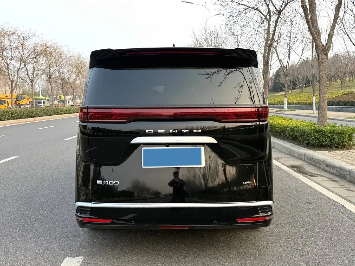 2022 HongQi HS7 3.0T 337HP V6 8AT,autocango,china used car exporter,china ev exporter,chinese used car exporter,chinese used ev exporter