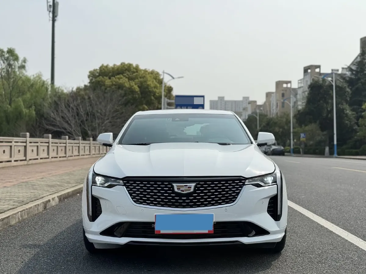 2022 Cadillac CT4 2.0T 237HP L4 8AT,autocango,china used car exporter,china ev exporter,chinese used car exporter,chinese used ev exporter