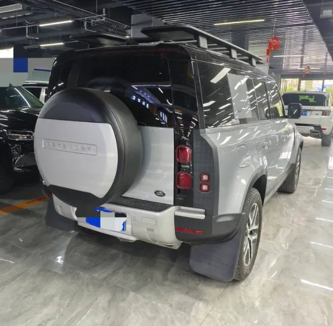 2021 Land Rover Defender 3.0T 400HP L6 8AT,autocango,china used car exporter,china ev exporter,chinese used car exporter,chinese used ev exporter