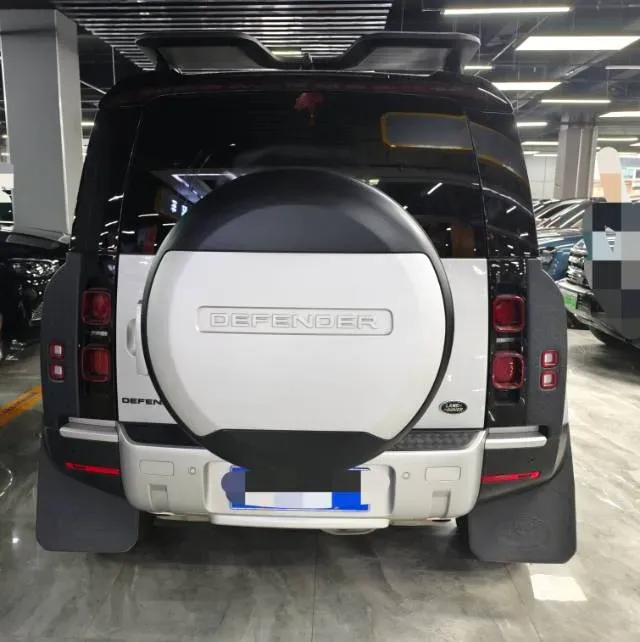 2021 Land Rover Defender 3.0T 400HP L6 8AT,autocango,china used car exporter,china ev exporter,chinese used car exporter,chinese used ev exporter