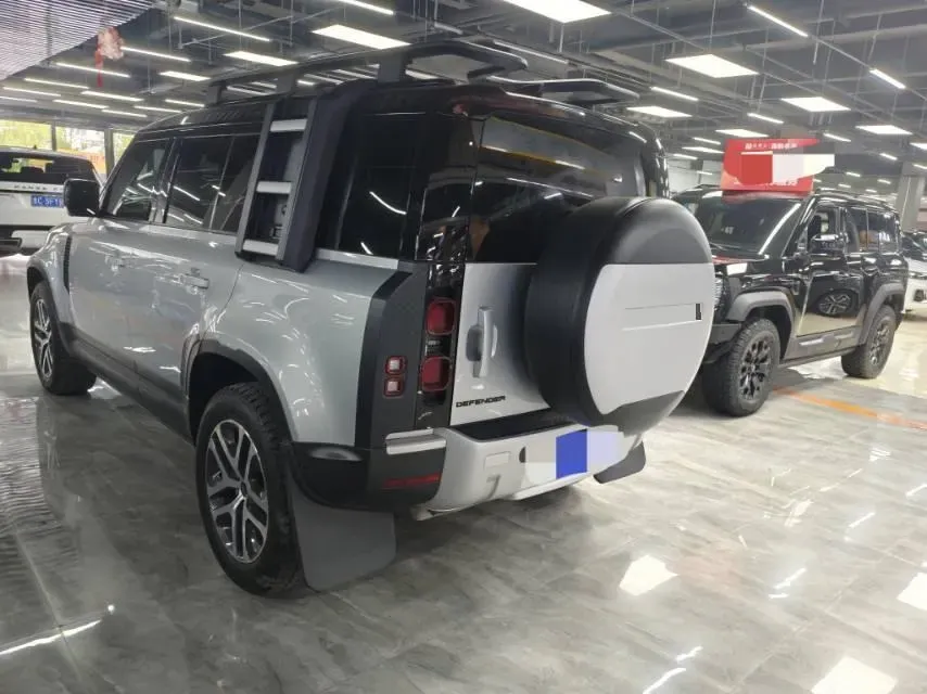2021 Land Rover Defender 3.0T 400HP L6 8AT,autocango,china used car exporter,china ev exporter,chinese used car exporter,chinese used ev exporter