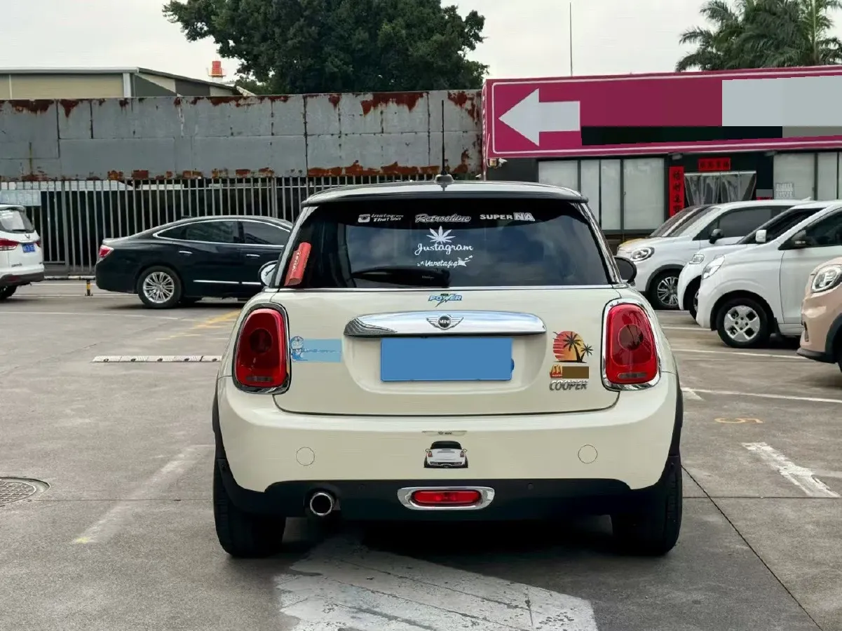 2018 MINI MINI 1.5T 136HP L3 6AT,autocango,china used car exporter,china ev exporter,chinese used car exporter,chinese used ev exporter