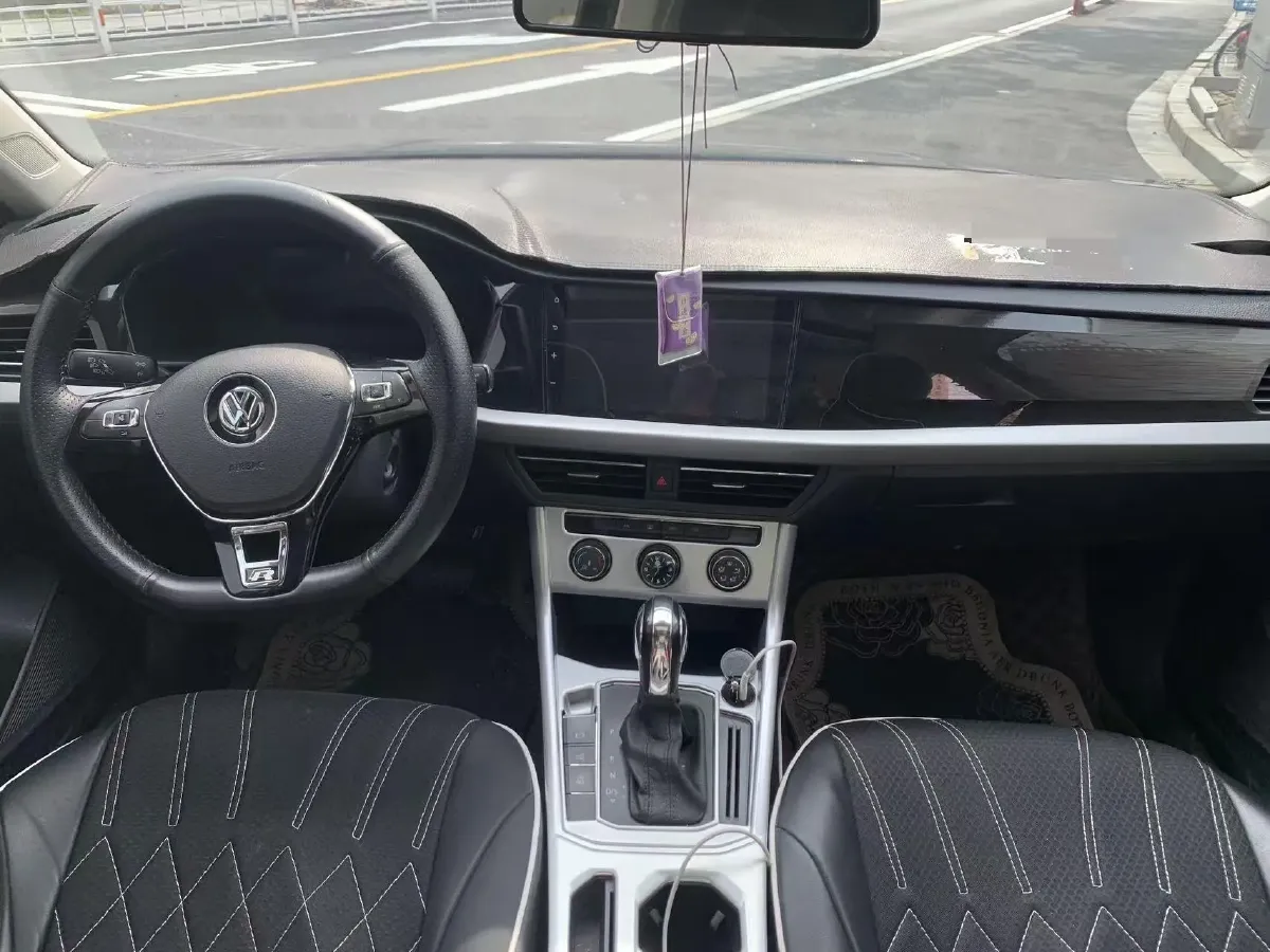 2021 Volkswagen Lavida 1.5L 113HP L4 6AT,autocango,china used car exporter,china ev exporter,chinese used car exporter,chinese used ev exporter