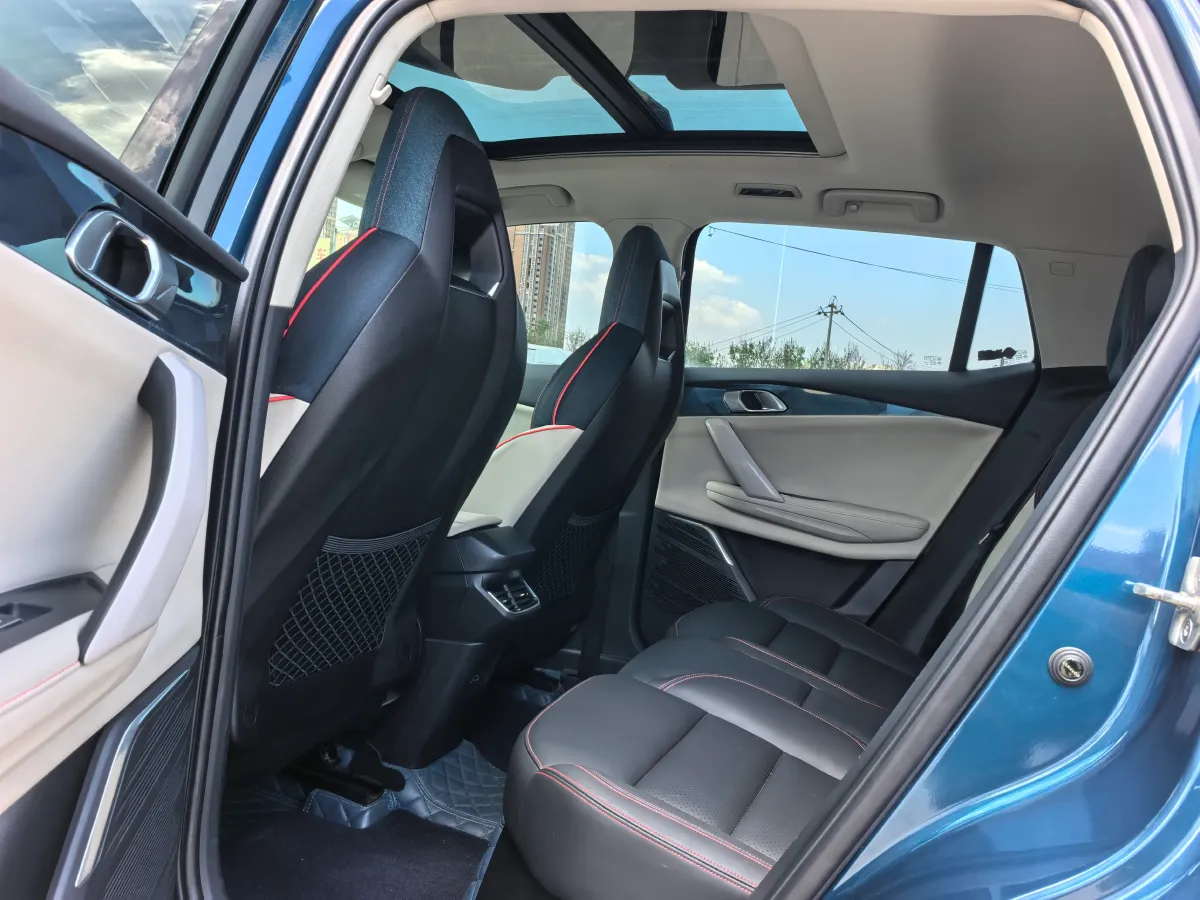 2020 LYNK&CO 06 1.5T 177HP L3 7DCT,autocango,china used car exporter,china ev exporter,chinese used car exporter,chinese used ev exporter