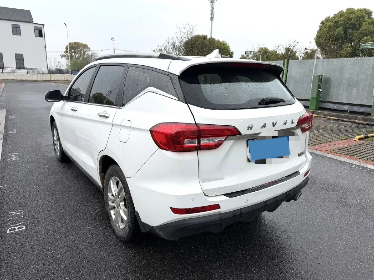 2019 Haval M6 1.5T 150HP L4 7DCT,autocango,china used car exporter,china ev exporter,chinese used car exporter,chinese used ev exporter