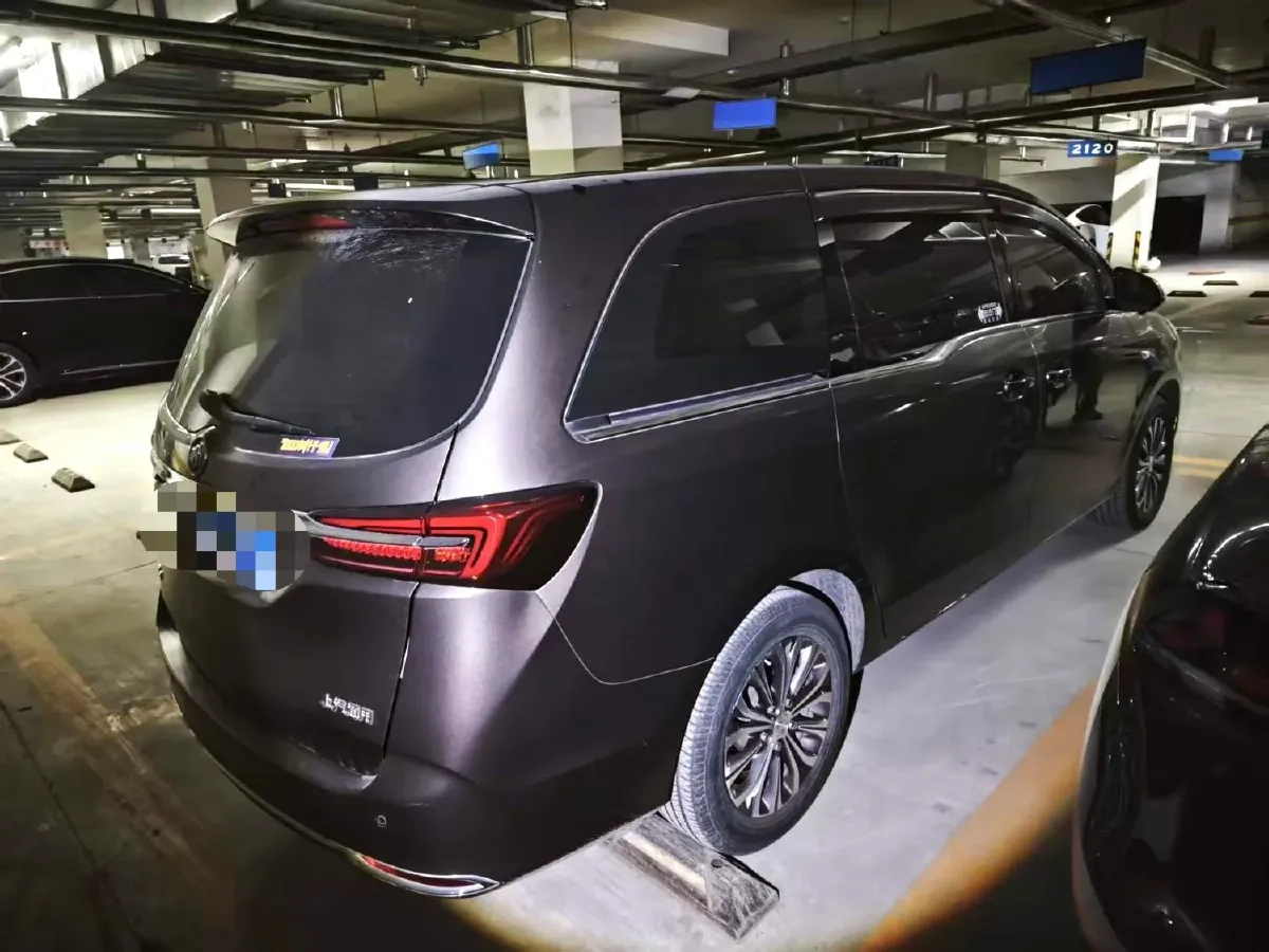 2021 Buick GL8 2.0T 237HP L4 9AT,autocango,china used car exporter,china ev exporter,chinese used car exporter,chinese used ev exporter