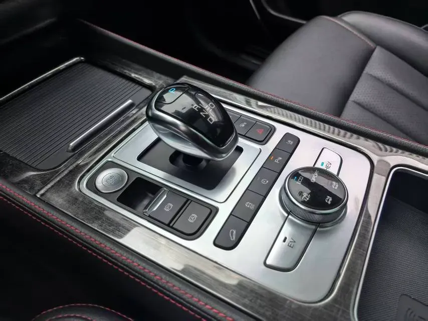 2018 BYD Tang 2.0T 205HP L4 6DCT PHEV 19.96KWH,autocango,china used car exporter,china ev exporter,chinese used car exporter,chinese used ev exporter