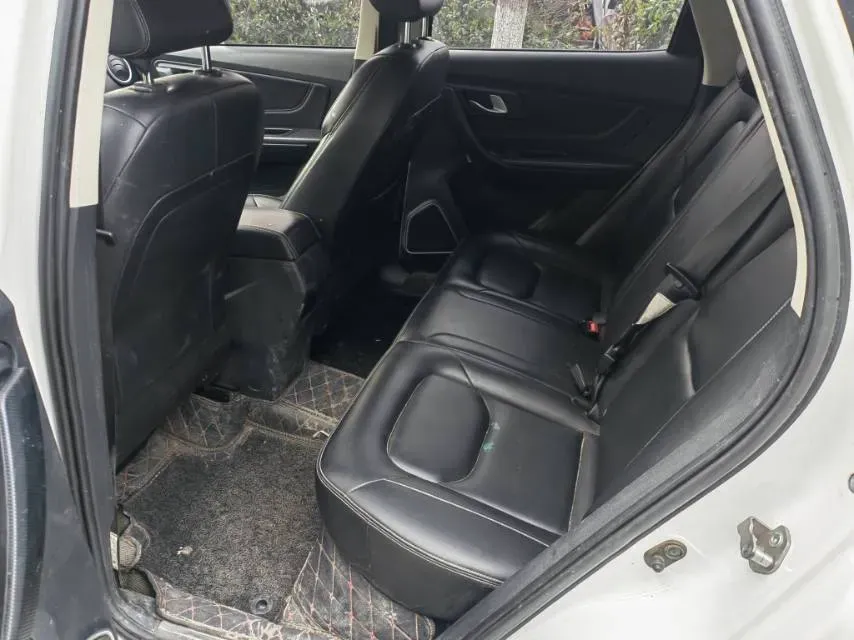 2019 Bestune X40 1.6L 114HP L4 5MT,autocango,china used car exporter,china ev exporter,chinese used car exporter,chinese used ev exporter