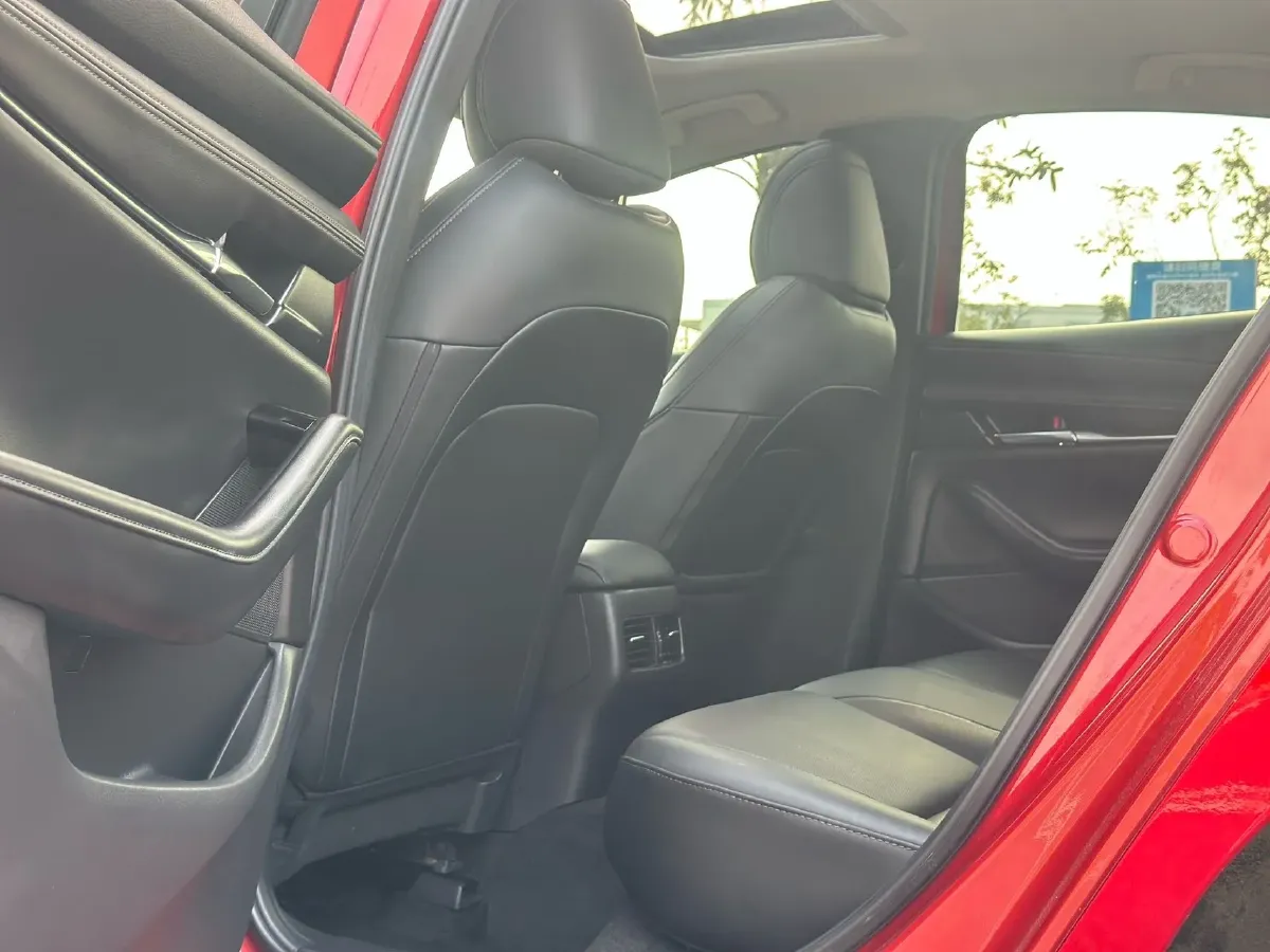 2021 Mazda 3 Axela 2.0L 158HP L4 6AT,autocango,china used car exporter,china ev exporter,chinese used car exporter,chinese used ev exporter