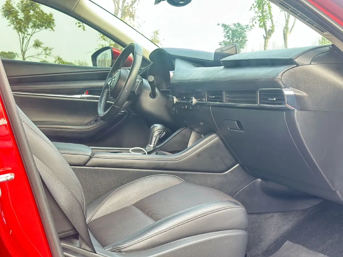 2021 Mazda 3 Axela 2.0L 158HP L4 6AT,autocango,china used car exporter,china ev exporter,chinese used car exporter,chinese used ev exporter