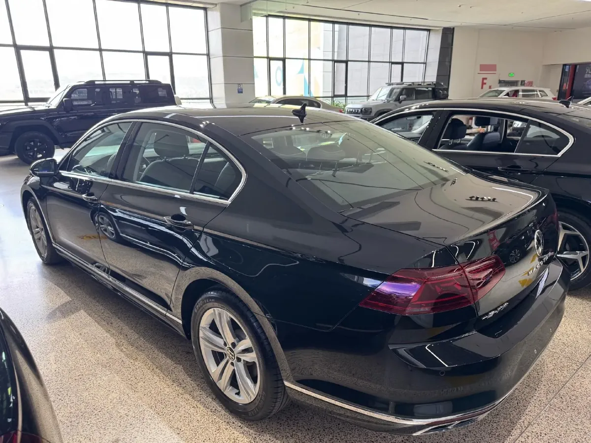 2023 Volkswagen Magotan 1.4T 150HP L4 7DCT,autocango,china used car exporter,china ev exporter,chinese used car exporter,chinese used ev exporter