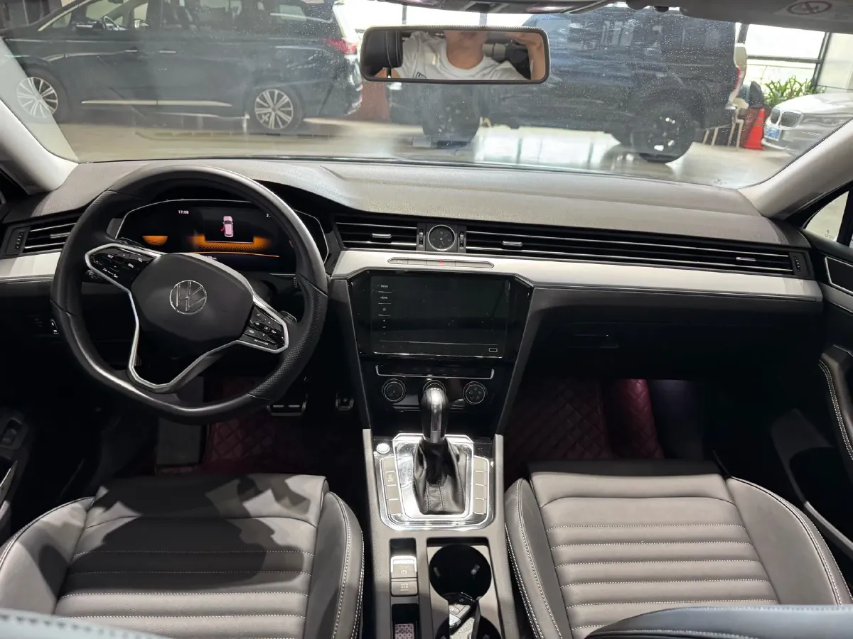 2023 Volkswagen Magotan 1.4T 150HP L4 7DCT,autocango,china used car exporter,china ev exporter,chinese used car exporter,chinese used ev exporter