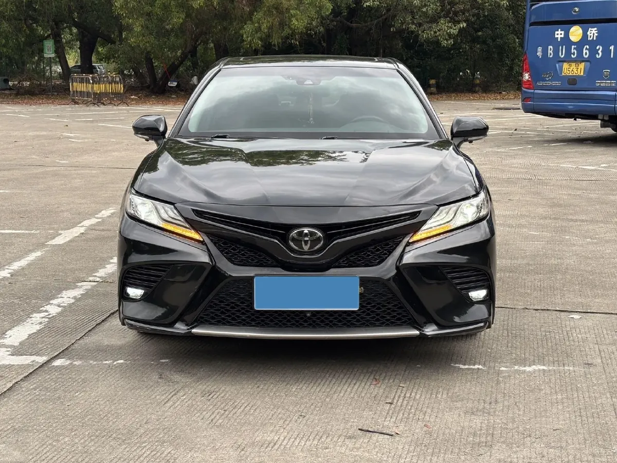 2019 Toyota Camry 2.5L 209HP L4 8AT,autocango,china used car exporter,china ev exporter,chinese used car exporter,chinese used ev exporter