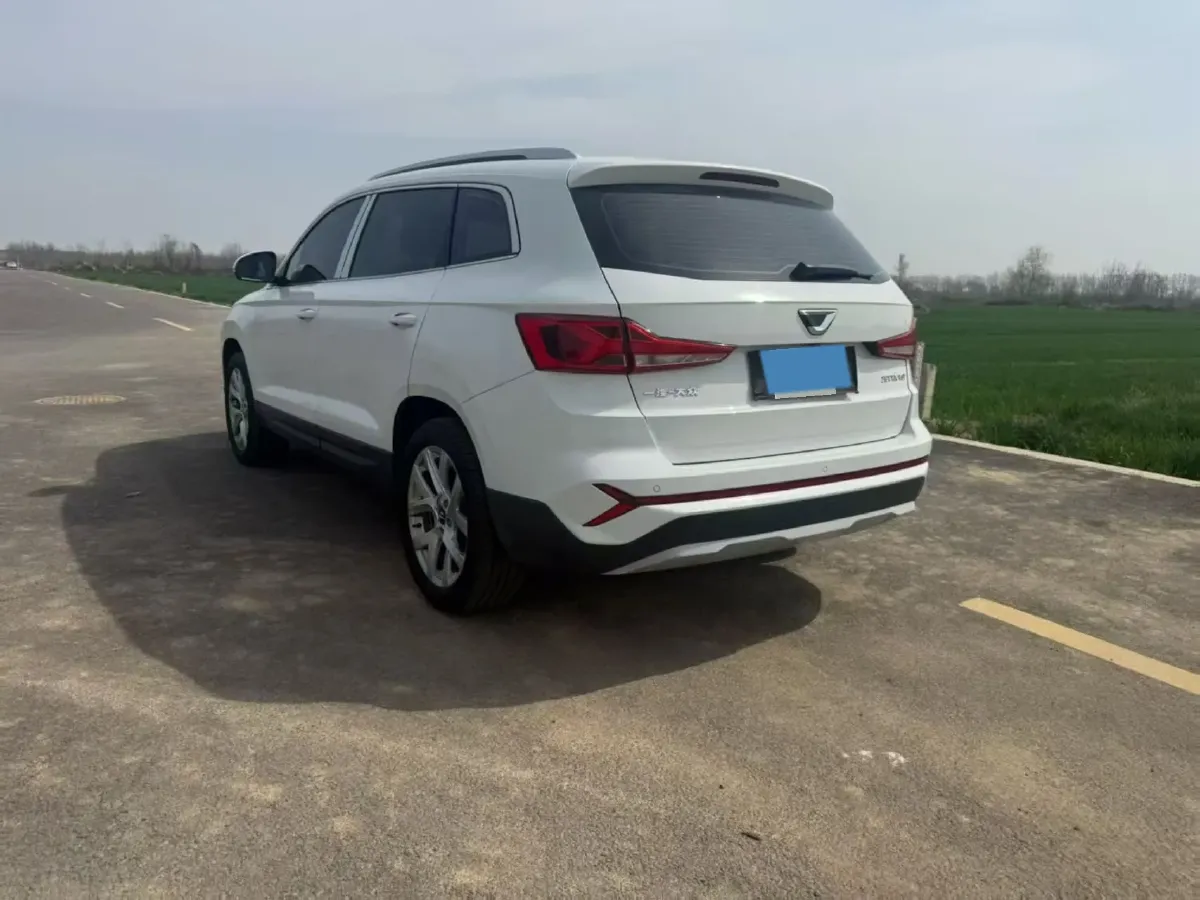 2022 Jetta VS7 1.4T 150HP L4 5MT,autocango,china used car exporter,china ev exporter,chinese used car exporter,chinese used ev exporter