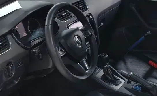 2019 Skoda Octavia 1.5L 116HP L4 6AT,autocango,china used car exporter,china ev exporter,chinese used car exporter,chinese used ev exporter