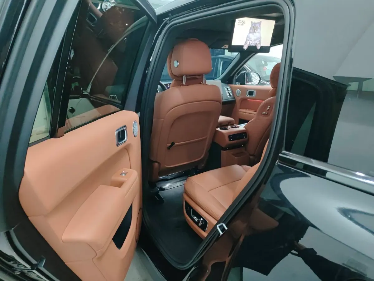 2024 Ford Bronco 2.3T 275HP L4 10AT,autocango,china used car exporter,china ev exporter,chinese used car exporter,chinese used ev exporter