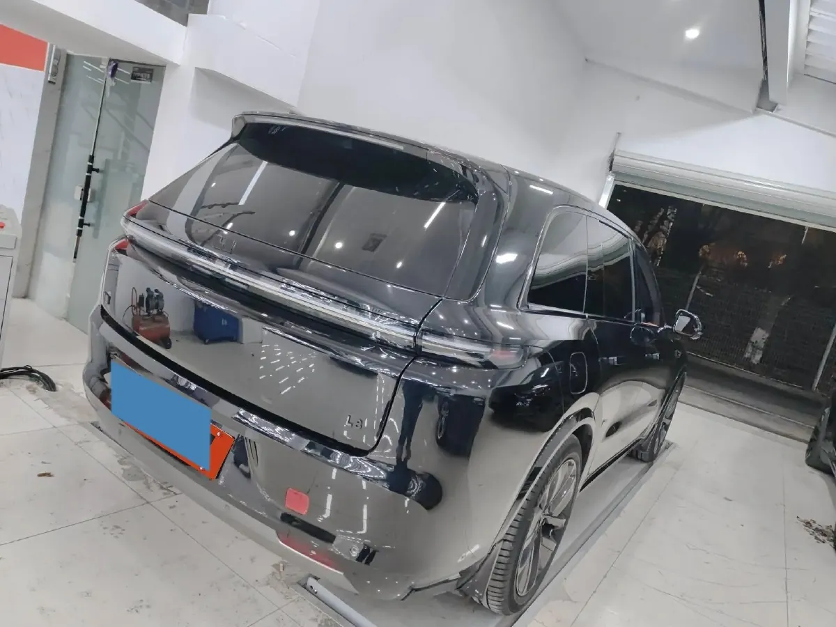 2024 Ford Bronco 2.3T 275HP L4 10AT,autocango,china used car exporter,china ev exporter,chinese used car exporter,chinese used ev exporter