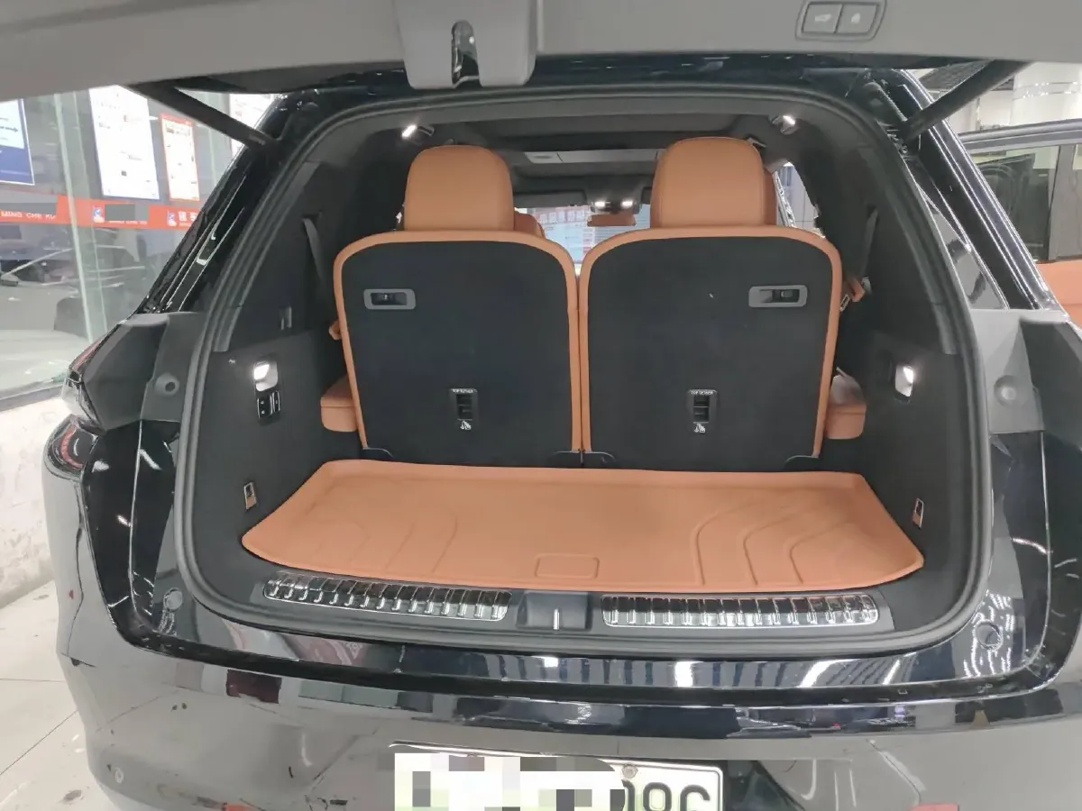 2024 Ford Bronco 2.3T 275HP L4 10AT,autocango,china used car exporter,china ev exporter,chinese used car exporter,chinese used ev exporter