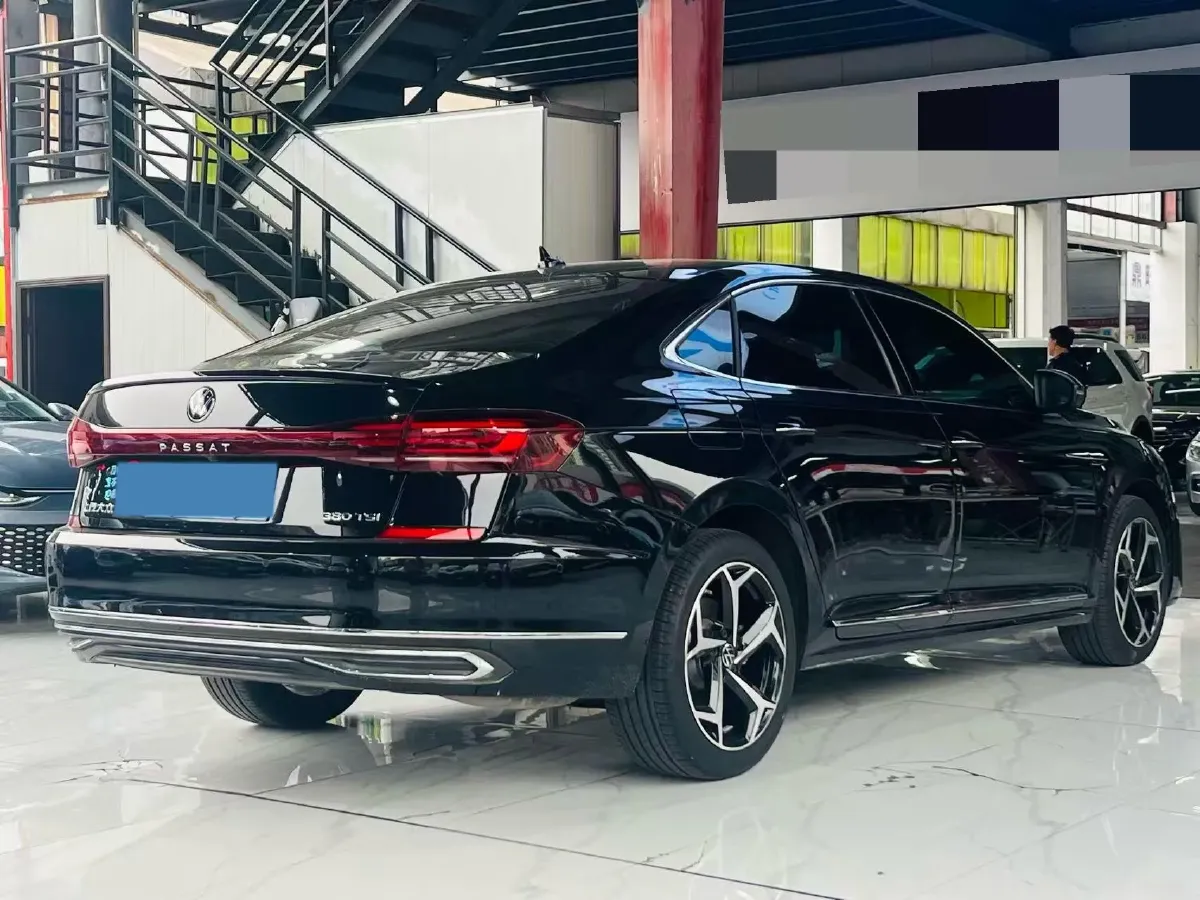 2024 Volkswagen Passat 2.0T 220HP L4 7DCT,autocango,china used car exporter,china ev exporter,chinese used car exporter,chinese used ev exporter