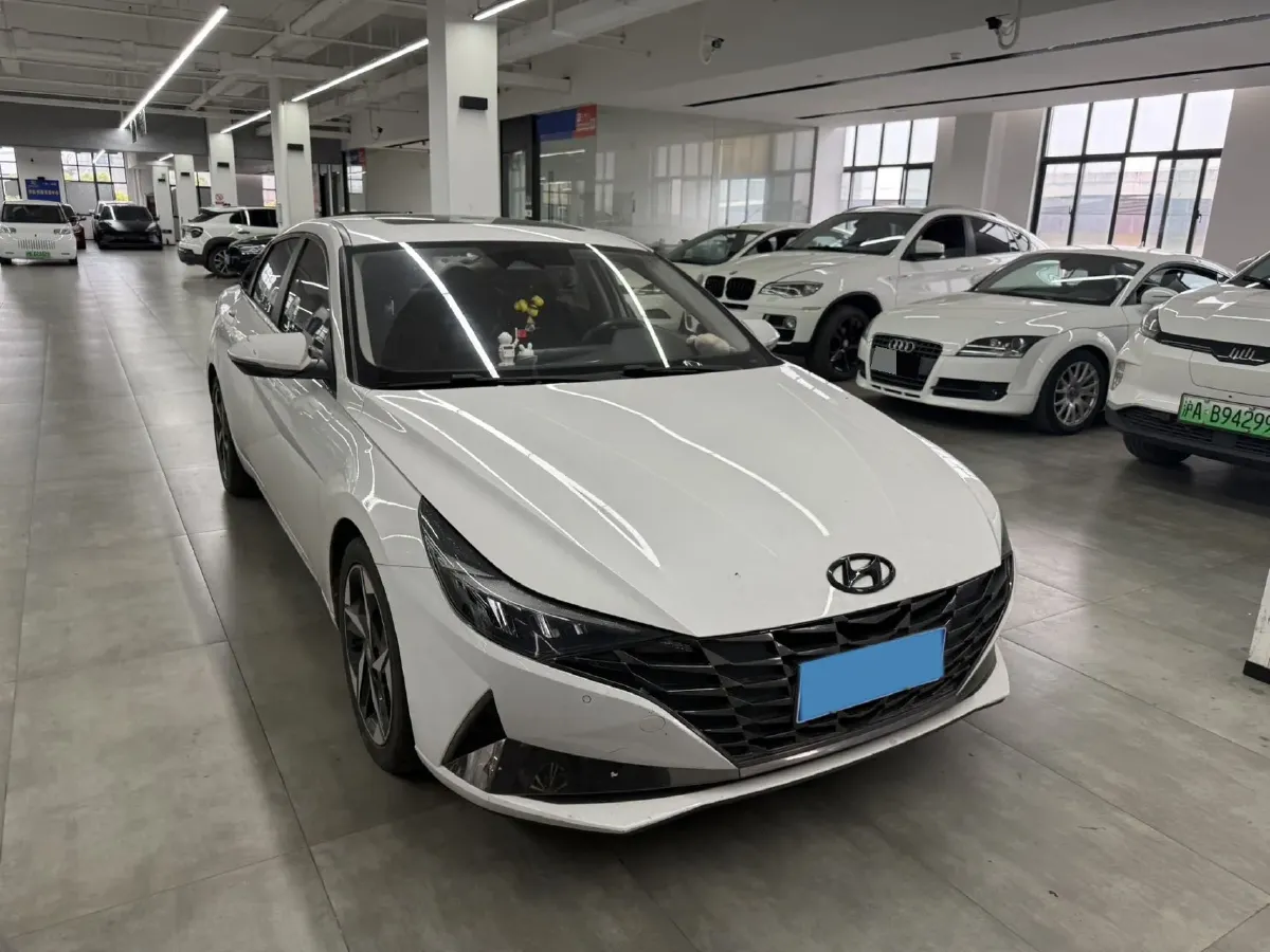 2021 Hyundai Elantra 1.5L 115HP L4 CVT,autocango,china used car exporter,china ev exporter,chinese used car exporter,chinese used ev exporter