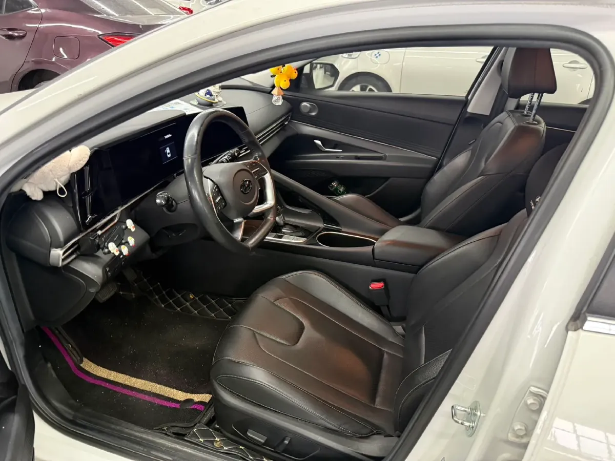 2021 Hyundai Elantra 1.5L 115HP L4 CVT,autocango,china used car exporter,china ev exporter,chinese used car exporter,chinese used ev exporter