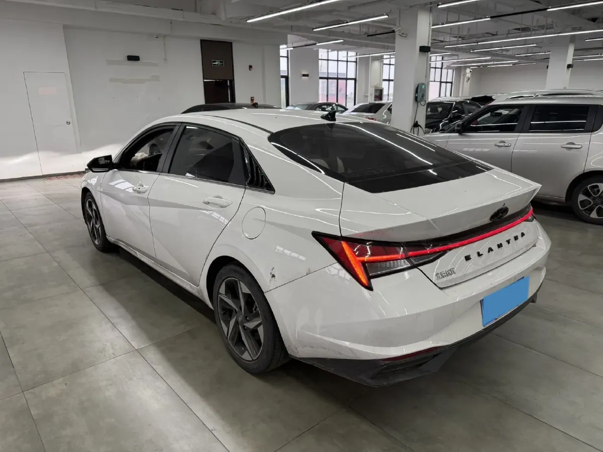 2021 Hyundai Elantra 1.5L 115HP L4 CVT,autocango,china used car exporter,china ev exporter,chinese used car exporter,chinese used ev exporter