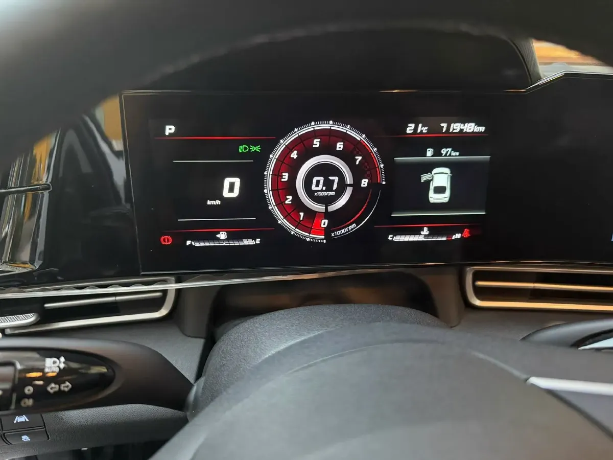 2021 Hyundai Elantra 1.5L 115HP L4 CVT,autocango,china used car exporter,china ev exporter,chinese used car exporter,chinese used ev exporter