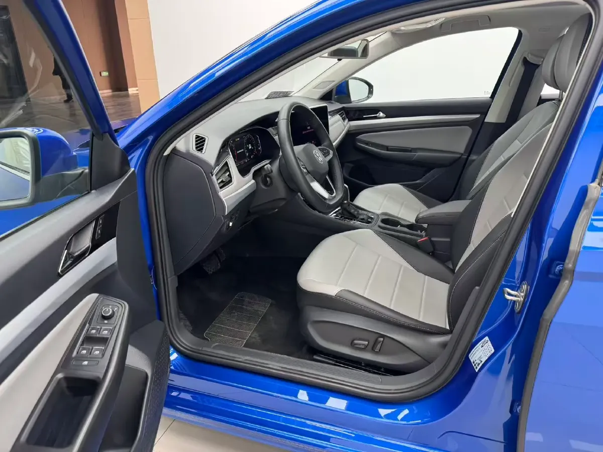 2023 Volkswagen Bora 1.2T 116HP L4 7DCT,autocango,china used car exporter,china ev exporter,chinese used car exporter,chinese used ev exporter